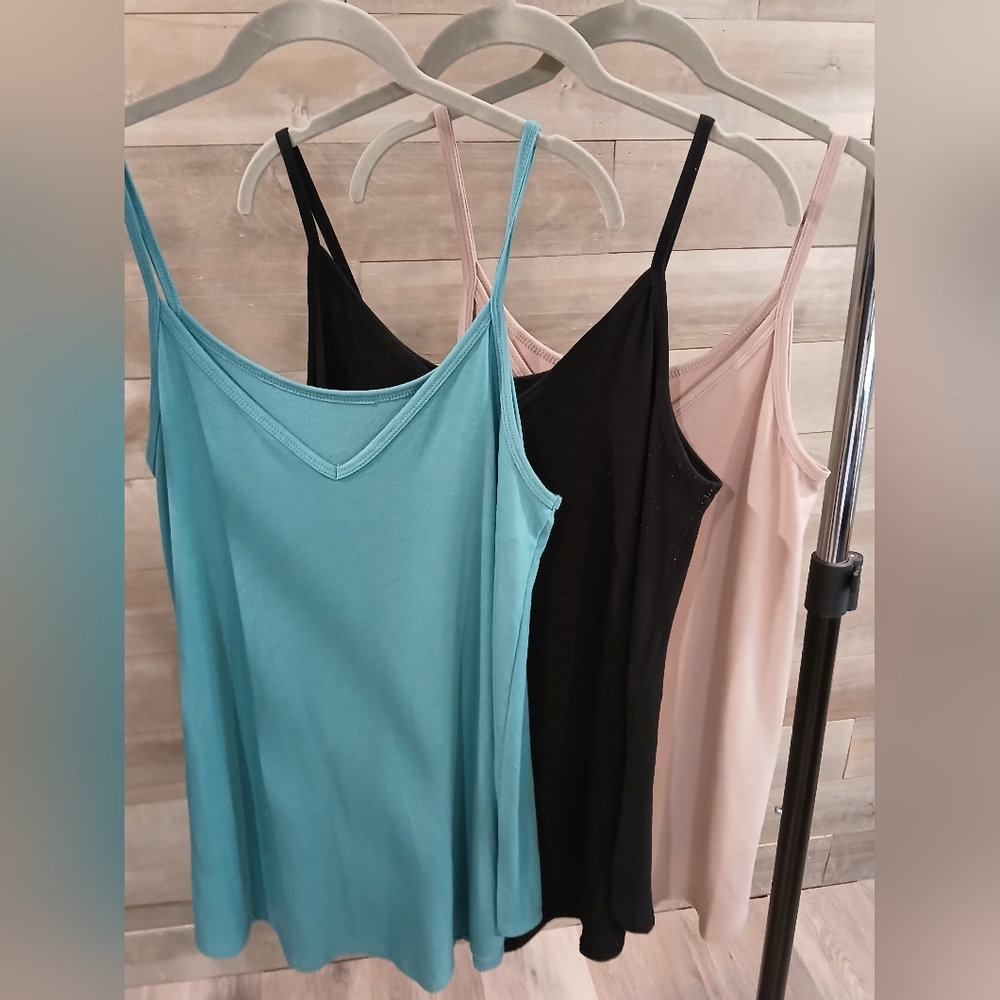 Zenana tunic length cami tanks Size Large BUNDLE OF TWO